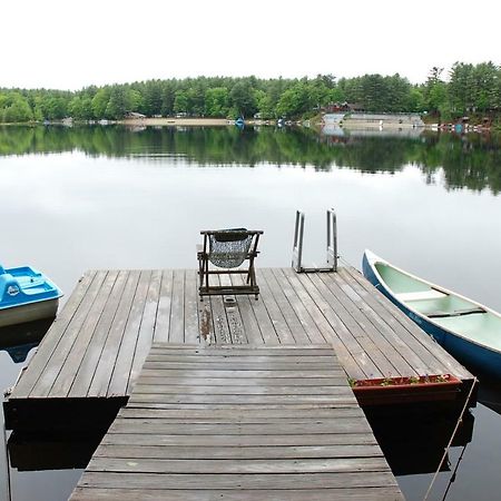 Stunning Forest Lake Home With Hot Tub! Summer Weeks Available! Winchester Luaran gambar